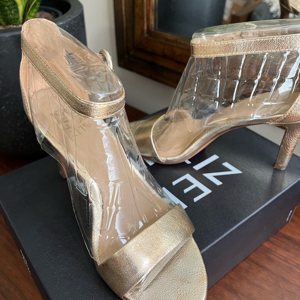 Naturalizer Sandals